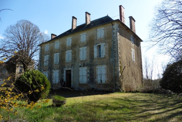  Property for Sale - Lodge - chasseneuil-sur-bonnieure  