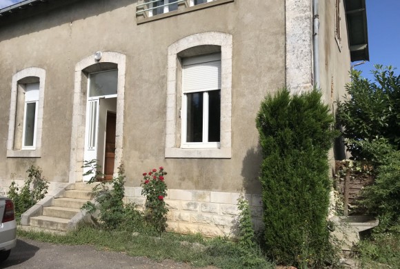  Renting - House - roumazieres-loubert  